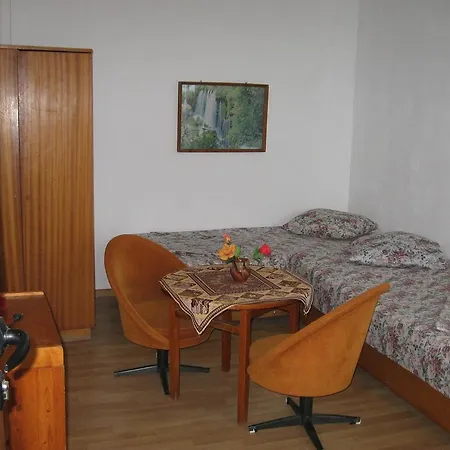Vila Tsonevi Pensionat